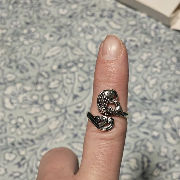 Silver Rings Collection - Picture 2 of 9